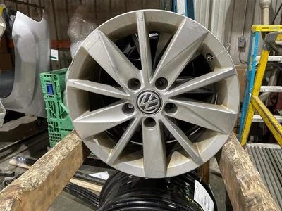 Rueda 15x6 aluminio 10 radios para 15-19 GOLF 2023234 Foto 1 de 4