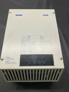 Unidad de frecuencia LENZE 8309-E - Imagen 1 de 2