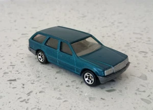 Hot Wheels Mercedes Wagon 300 TD Green/Blue Vintage Diecast Toy Car, 1997 - Picture 1 of 7