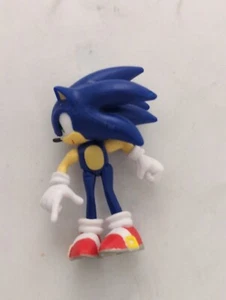 Jakks Pacific Sonic the Hedgehog Pointing Modern Sonic 2.5 inch figure - Picture 1 of 3