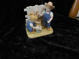 Denim Days Figurine #15353, 2001, Whitewashing The Fence - Picture 1 of 5