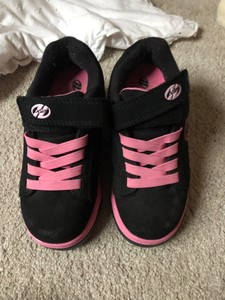 boys heelys size 11
