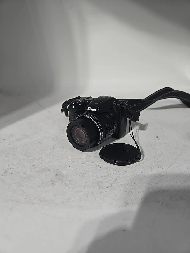 Nikon Coolpix L820 16.0MP 30 Optical Zoom Digital Camera Working (No SD) - Image 1 of 4