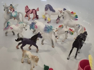 SCHLEICH Bayale 10 Einhörner - Bild 1 von 4