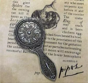 Réplica de espejo de mano Harry Potter Hermione raro edición limitada artículos de evento sin caja - Imagen 1 de 4