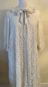 ODETTE BARSA Peignoir Duster Womens white Lace Overlay Ruffle Ribbon - Picture 1 of 5