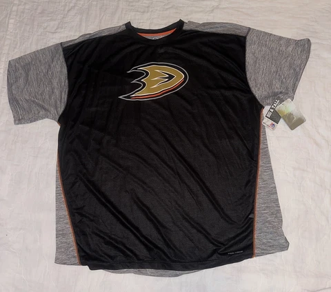 NEW Men's Majestic Anaheim Ducks Hockey Shirt Size 3XL NWT Cover