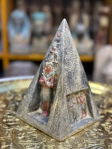 Ancient Egyptian Antiquities Egyptian Pyramid Statue & Pharaonic Hieroglyphs BC - Picture 1 of 5