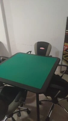 Vendo Tavolo Da Poker Professionale 1 Metro X 1 Metro E 4 Sedie Come In Figura - Immagine 1 di 4