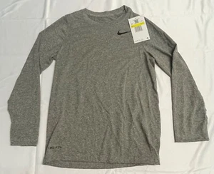 Nike Boys Legend DRI FIT Long Sleeve Athletic T-Shirt SMALL 840177 091 - Picture 1 of 8
