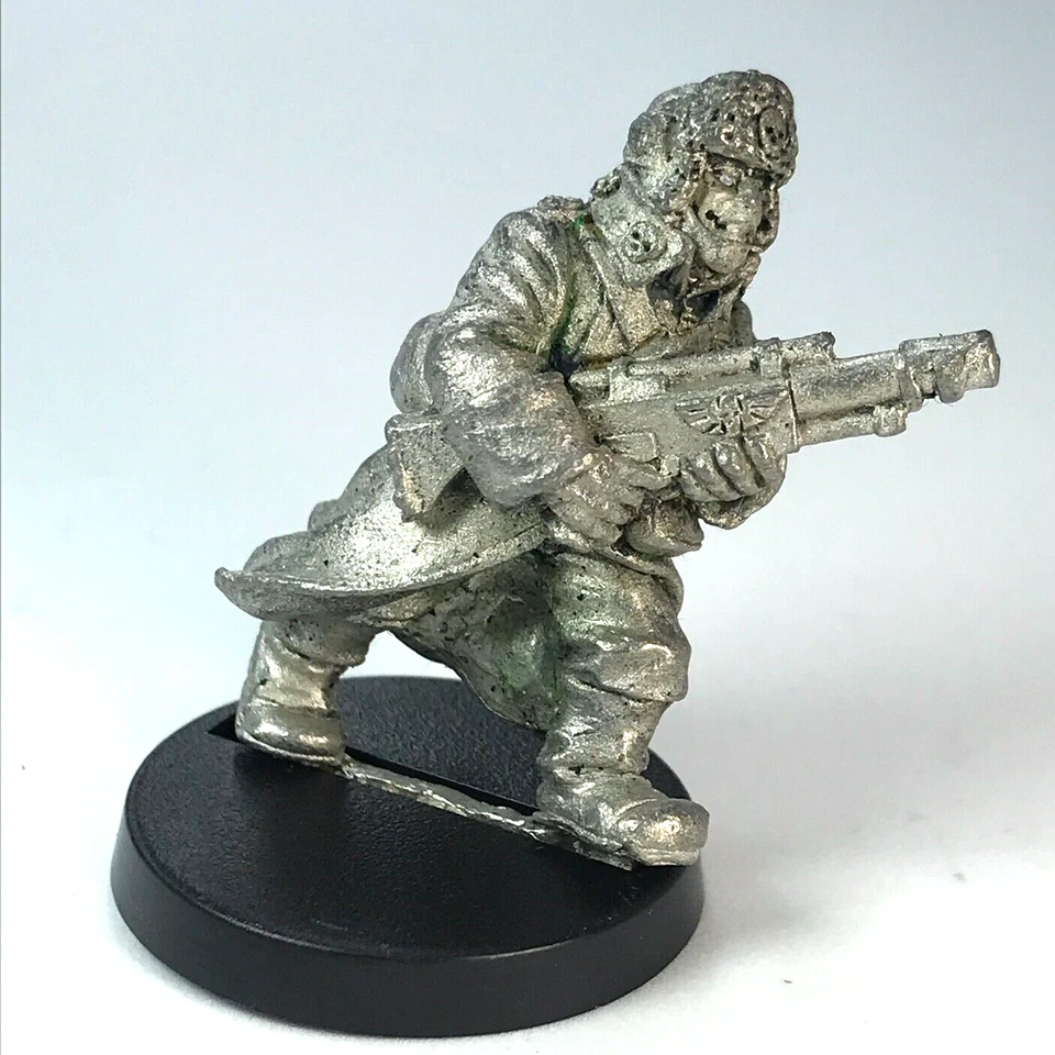 Valhallan Ice Warrior Rifleman Imperial Guard Classic Metal Warhammer 40K X4348 - Image 1 of 1