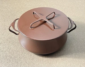 Dansk IHQ Kobenstyle Brown Enamel 4 QT Covered Casserole Made in France - Picture 1 of 9