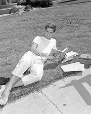 TONY DOW "WALLY CLEAVER" IN "LEAVE IT TO BEAVER" - 8X10 PUBLICITY PHOTO (DA-640)