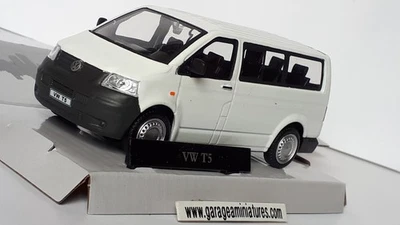 VOLKSWAGEN MINIBUS T5 BLANC CARARAMA REF 462150 ECHELLE AU 1/43 EME COLLECTION - Photo 1/4