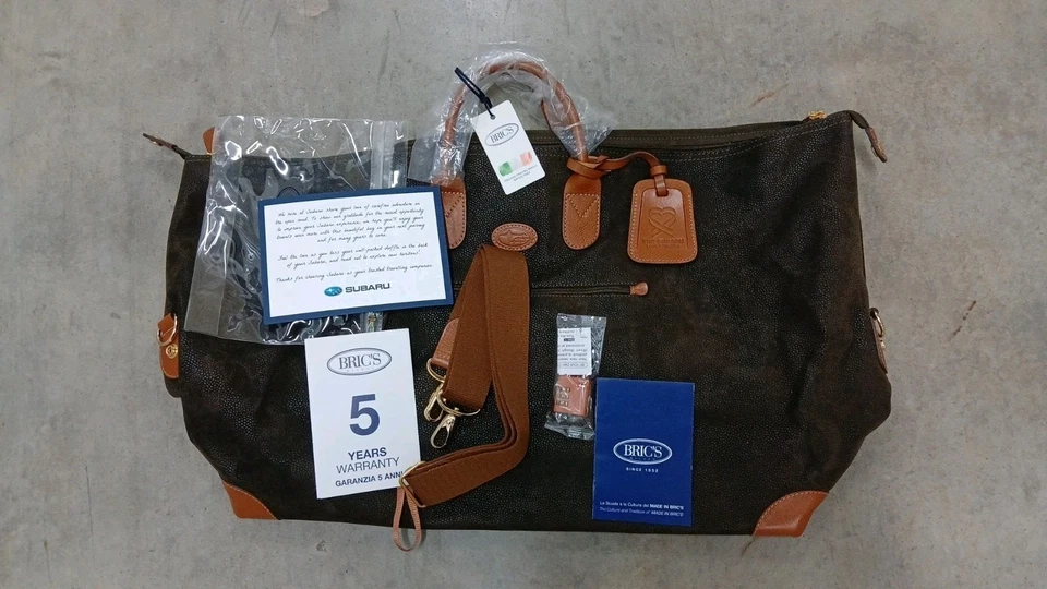 🧑🏻‍🎄Bolsa de Viagem BRIC'S Alças de Couro Marrom Subaru Love Promise NOVA🎄 - Imagem 1 de 4