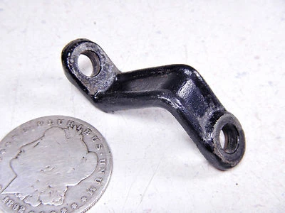 82 HONDA CB750SC CB750 NIGHTHAWK 750 LEFT FRONT BRAKE CALIPER BRACKET BRIDGE  - Image 1 of 4