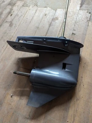 Caja de cambios de unidad inferior Yamaha 2008 y superior 30-50 HP eje largo de 4 tiempos 6BG-45300-12-8D Foto 1 de 3