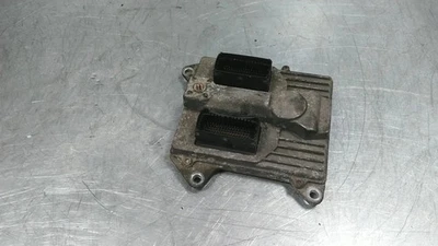 CENTRALINA INIEZIONE Opel Vectra C Caravan 2004 55558138 - Immagine 1 di 2