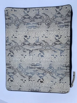 Fundas de Almohada de Cuero Real, Juego de 5 Estampado de Piel de Serpiente Gris y Negro  Foto 1 de 4