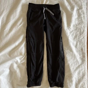 IVIVVA by Lululemon Girls Size 6 Pants Black Side Zipper Lined Drawstring - Picture 1 of 5