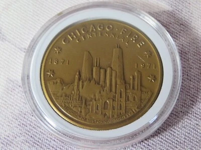 Vintage CHICAGO FIRE 1871- 1971 Centennial COIN/TOKEN/MEDAL Bronze Color w/Case - Image 1 of 4