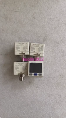 1Pcs Used PISCO pressure gauge VUS-32R-NV-01 - Image 1 of 2