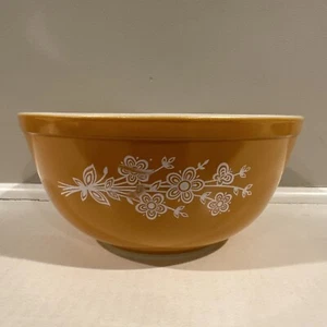 Pyrex Butterfly Gold Wheat Mixing Bowl 402 2.5 Pint - Picture 1 of 10