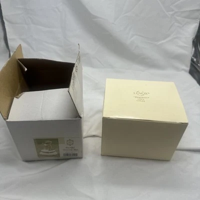 DISNEY LENOX "BASHFUL" TREASURE BOX WITH CHARM - SNOW WHITE & THE SEVEN DWARFS - Image 1 of 3