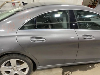 REAR DOOR Mercedes-Benz CLA250 CLA45 14 15 16 17 18 19 Right Gray 1419151 Foto 1 de 4
