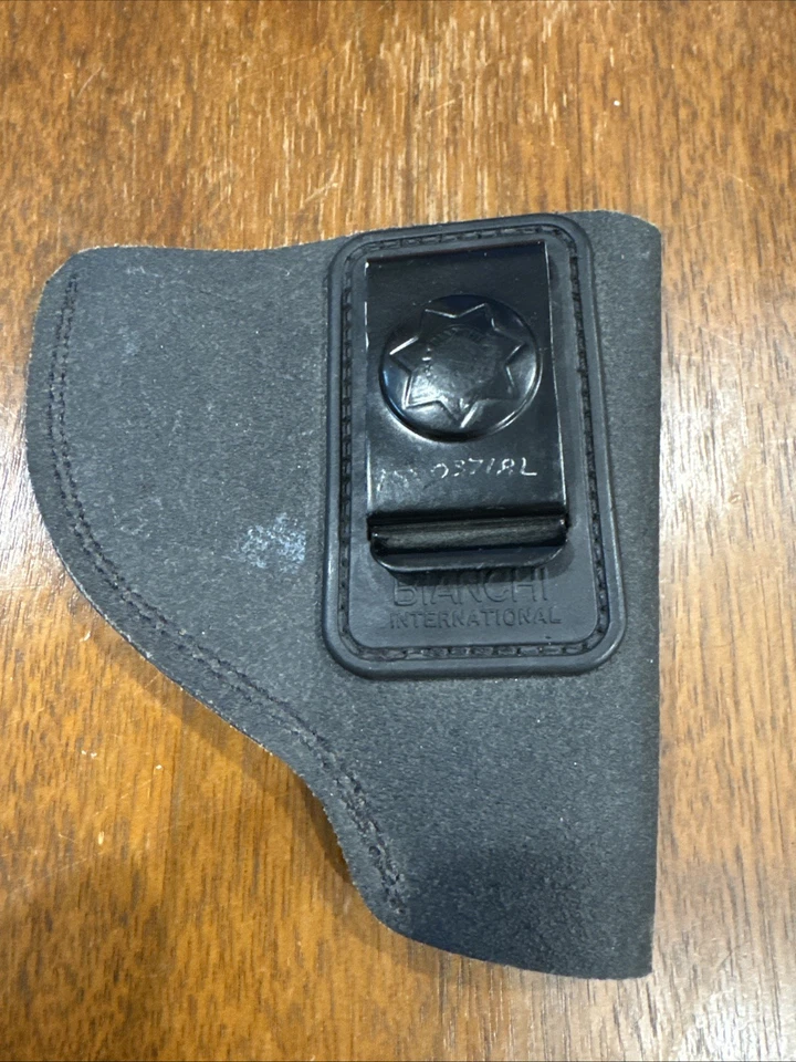 Bianchi Ranger Series 4506 Waistband Holster - Right Hand - Image 1 of 4