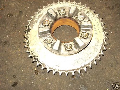 79 SUZUKI DS125 DS 125 R 44T 44 TOOTH SPROCKET & DRIVE - Image 1 of 1