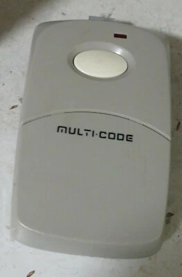 Multi-code Single Button Garage Door & Gate Remote Opener 308911 PARTS ONLY - Image 1 of 4