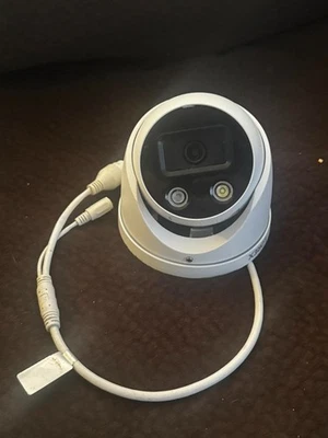 Cámara domo IP de disuasión inteligente Lorex E893DD-E 4K Ultra HD, movimiento inteligente, audio Foto 1 de 4