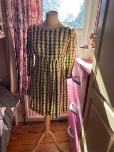 Impresionante vestido viscosa de Boden talla 10R - Imagen 1 de 3