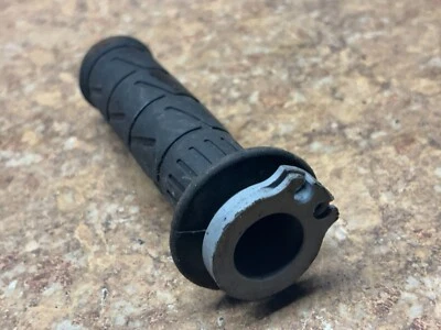 2011 Kawasaki Ninja EX250 EX 250 J EX250J Special Edition Throttle Grip 2010 F5 - Image 1 of 3