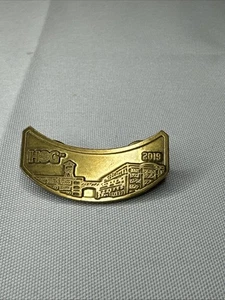 HARLEY OWNERS GROUP HOG 2019 HOG Motorcycle Biker Vest Jacket Hat Pin - Picture 1 of 9