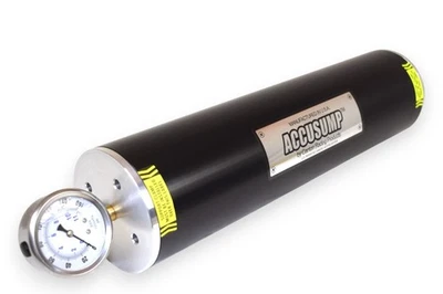 Pedido especial Accusump de 2 cuartos en acabado anodizado negro y medidor lleno de líquido Foto 1 de 3