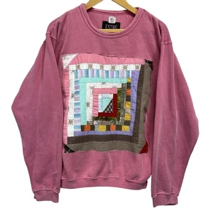 Upcycling Applikation Sweatshirt Damen klein Vintage Blockhaus Patchwork rosa - Bild 1 von 8