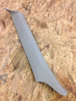 Suzuki XL7 2004 moldura de pilar (conductor) 2003-2006 Foto 1 de 2