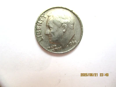 1968D ROOSEVELT DIME D MINT MARK, HAS DOUBLE DIE ON THE RIM & CA FUESD TOGEATHER - Image 1 of 4