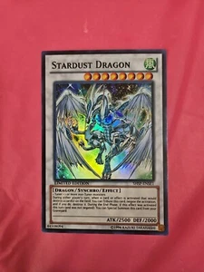 Yu-Gi-Oh! TCG Stardust Dragon Shadow Specters: Special Edition SHSP-ENSE1... - Bild 1 von 1