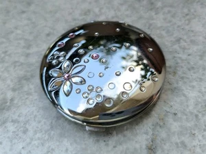 Beautiful vintage compact mirror   - Picture 1 of 6