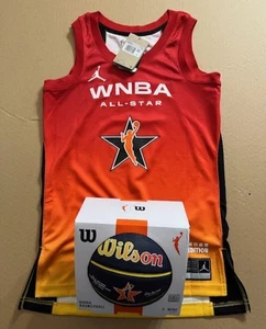NEW NIKE Caitlin Clark #22 WNBA All Star Game 2025 Rookie Jersey Adult XS & Ball - Picture 1 of 3