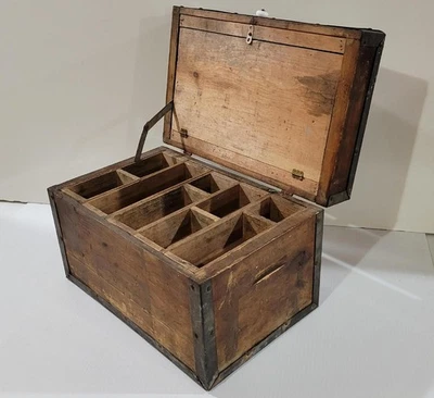 Antiguo mini cofre de pino - Caja de herramientas de muestra de vendedor o cofre de relojeros Foto 1 de 4