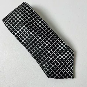 Versa Gray White Geometric Hand Made Men’s Neck Tie Made In China 57x3.5 - Picture 1 of 2