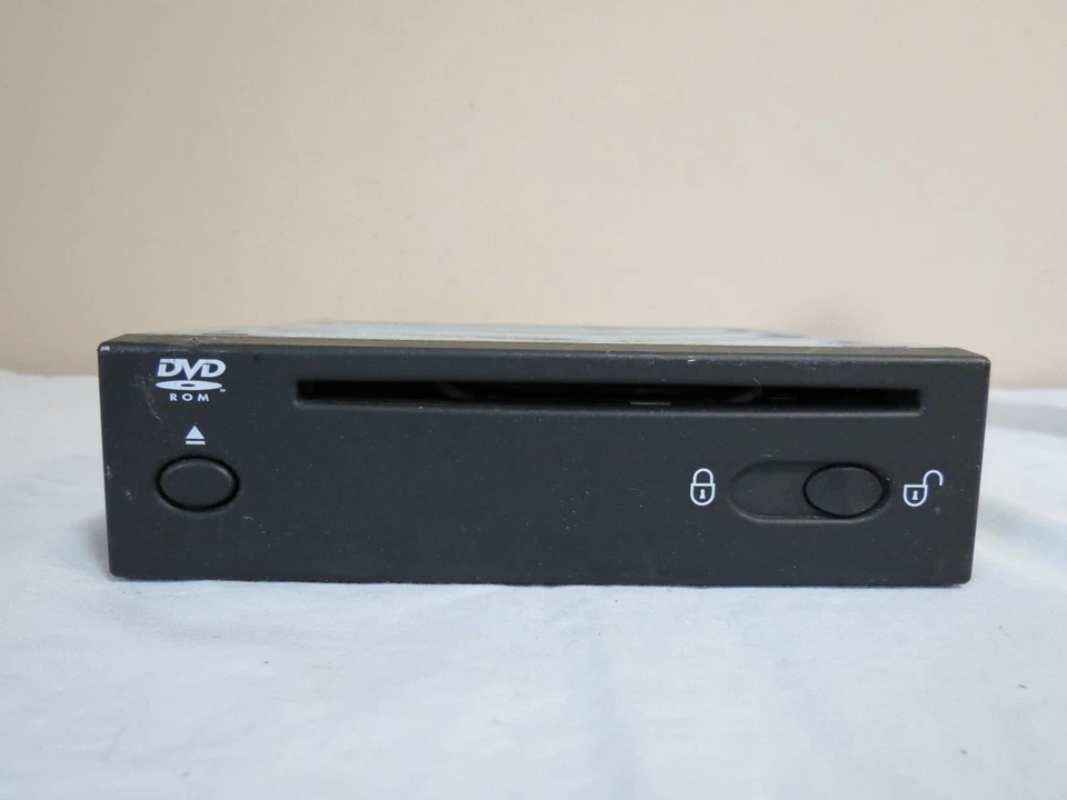 05 06 07 08 09 Land Rover LR3 System GPS Navigation DVD Drive Disc Reader OEM - Image 1 of 1