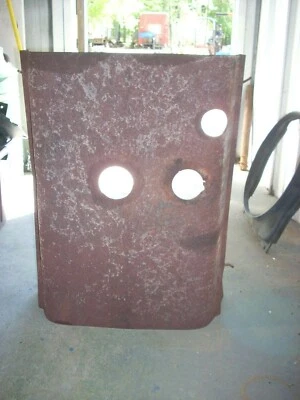 IH Farmall Super C Tractor Hood, 351090R11 - Image 1 of 4