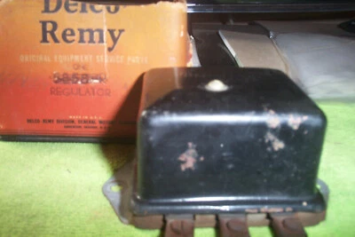 NOS BUICK、CHEVROLET、OLDSMOBILE.PONTIAC 1936-39 DELCO-REMY VOLTAGE REG. #1118309 — 第 1/4 张图片