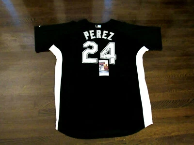 TONY PEREZ HOF 2000 MIAMI MARLINS RED SIGNED AUTO AUTHENTIC MAJESTIC JERSEY JSA  - Image 1 of 4
