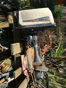 Motore da pesca traino motoscafo vintage KA 5 cavalli buon motore funzionante - Foto 1 di 8